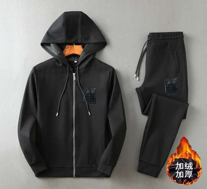 Picture of Loewe SweatSuits _SKULoeweM-4XLkdtn2829075